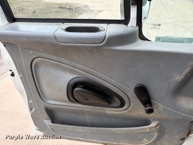 image for item FB8041 2006 International 7400 dump truck