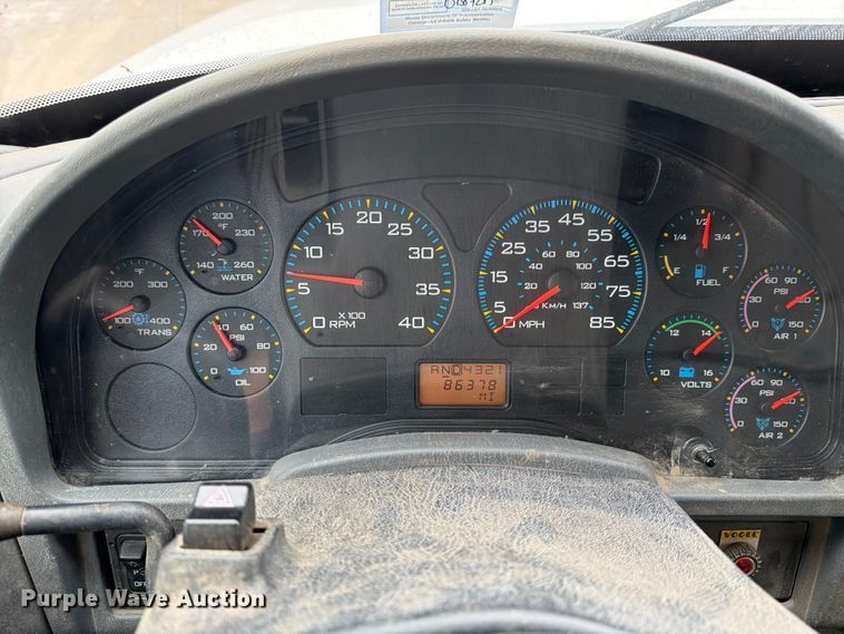 image for item FB8041 2006 International 7400 dump truck