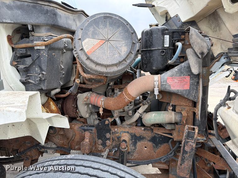 image for item FB8041 2006 International 7400 dump truck