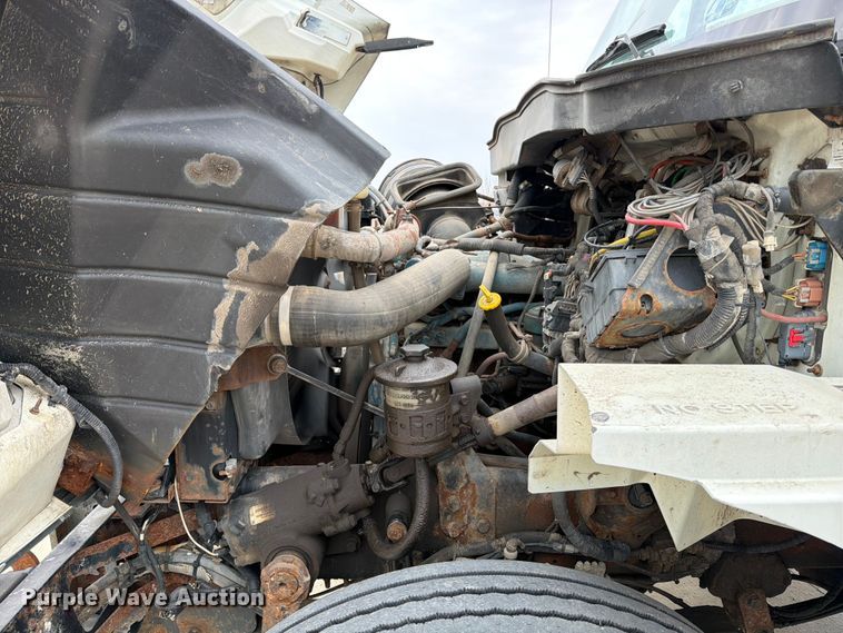 image for item FB8041 2006 International 7400 dump truck