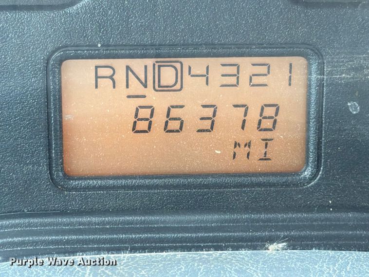 image for item FB8041 2006 International 7400 dump truck