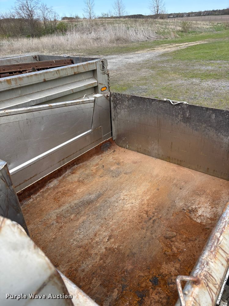 image for item FB8042 2013 International 4300 dump truck