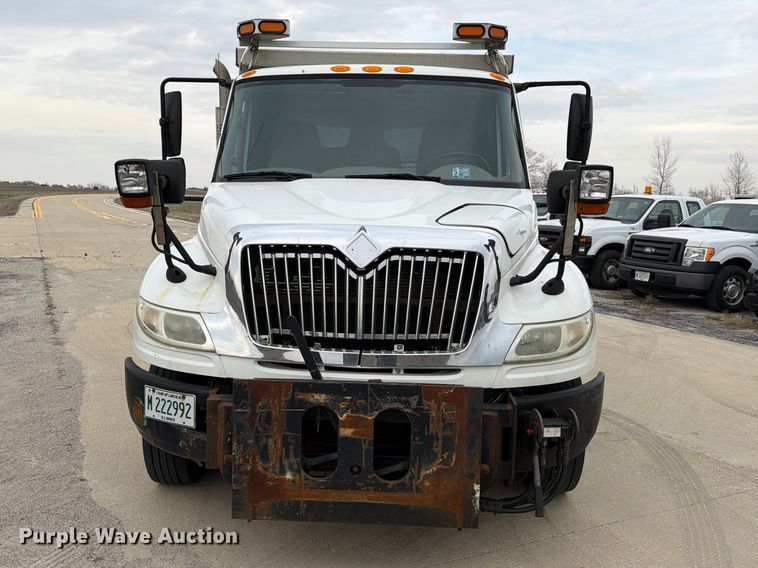 image for item FB8042 2013 International 4300 dump truck