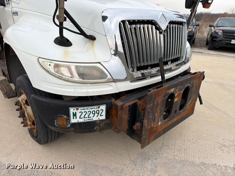 image for item FB8042 2013 International 4300 dump truck