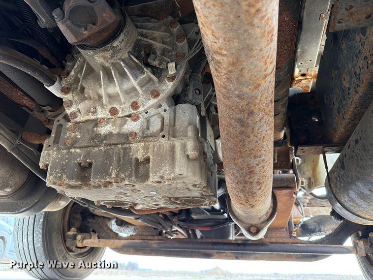 image for item FB8042 2013 International 4300 dump truck