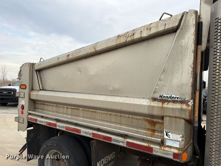 image for item FB8042 2013 International 4300 dump truck