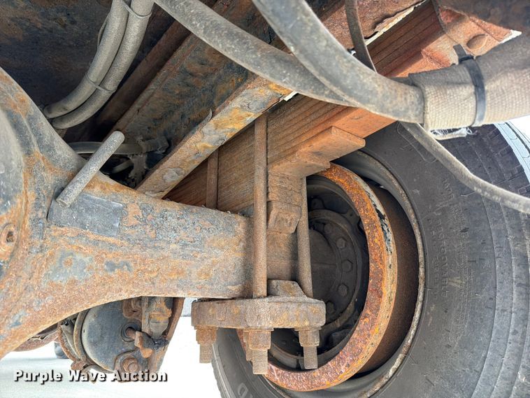 image for item FB8042 2013 International 4300 dump truck