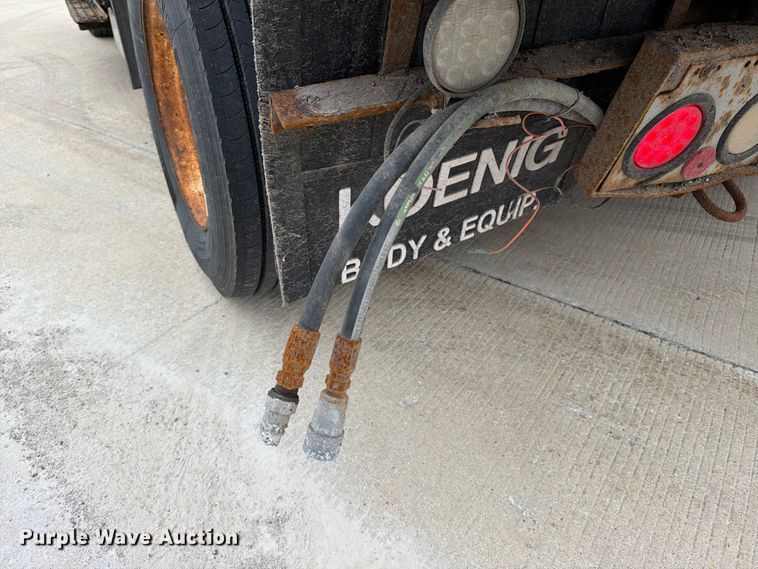 image for item FB8042 2013 International 4300 dump truck