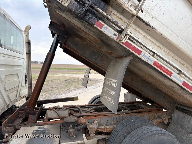 image for item FB8042 2013 International 4300 dump truck