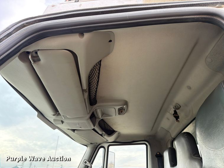 image for item FB8042 2013 International 4300 dump truck