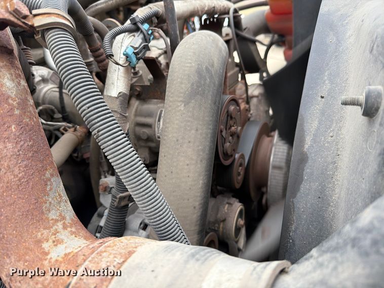 image for item FB8042 2013 International 4300 dump truck