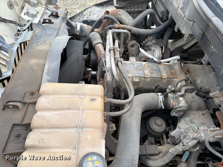 image for item FB8042 2013 International 4300 dump truck