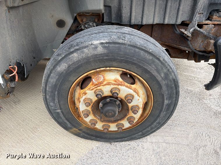 image for item FB8042 2013 International 4300 dump truck