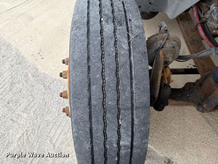 image for item FB8042 2013 International 4300 dump truck