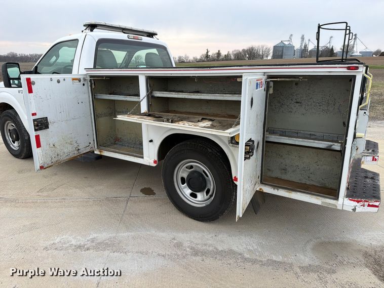 image for item FB8043 2012 Ford F350 Super Duty utility bed pickup truck