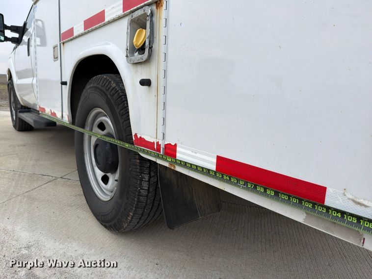 image for item FB8043 2012 Ford F350 Super Duty utility bed pickup truck