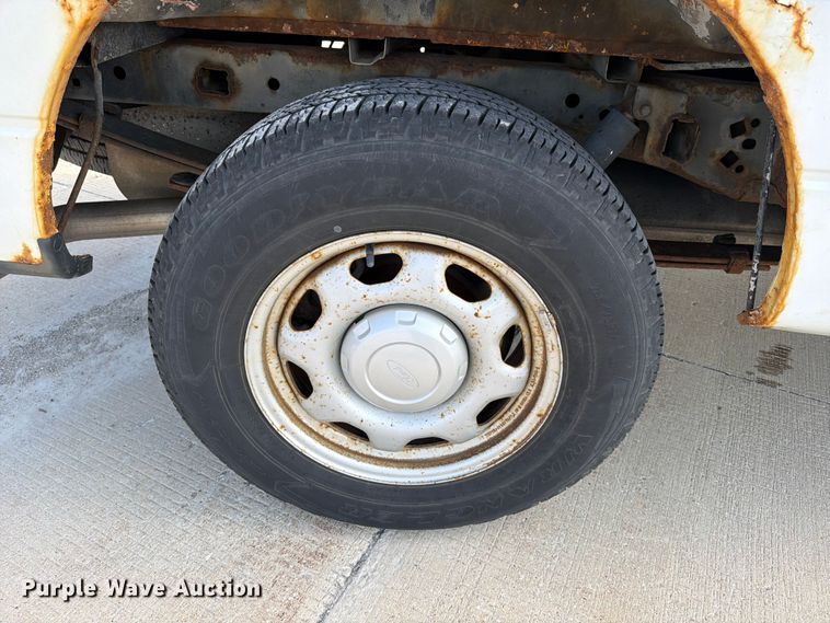 image for item FB8044 2012 Ford F150 pickup truck