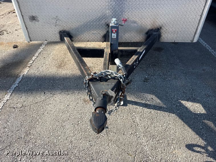 image for item FB8681 1996 Wells Cargo enclosed cargo trailer