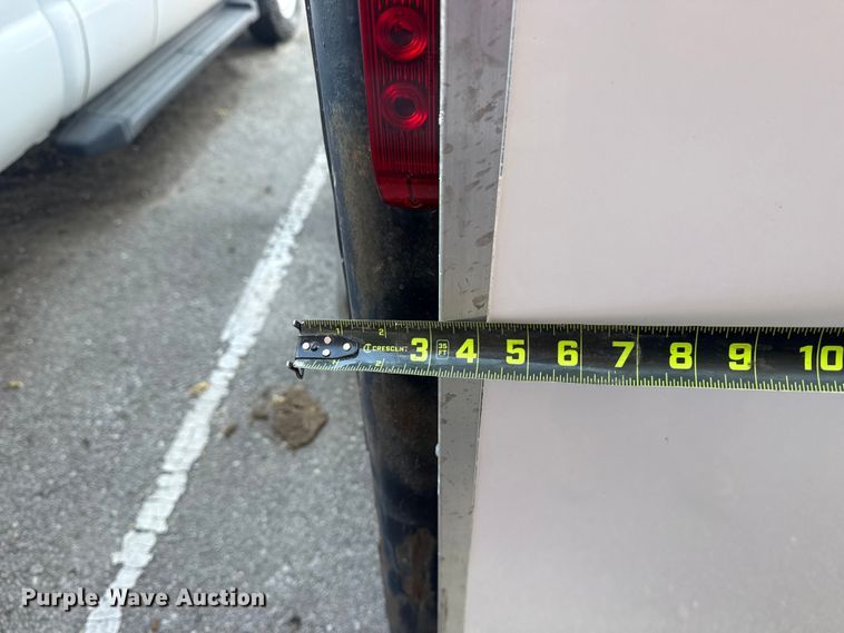image for item FB8681 1996 Wells Cargo enclosed cargo trailer