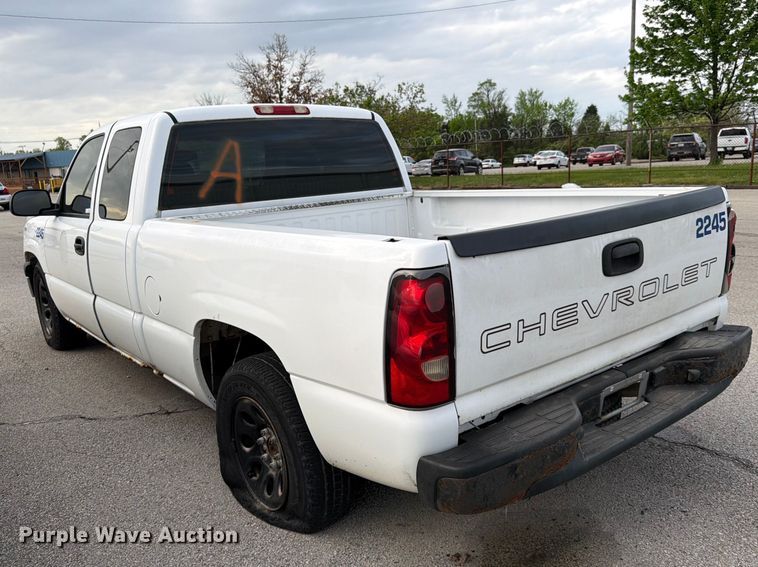 image for item FC3019 2006 Chevrolet Silverado 1500 Ext. Cab pickup truck