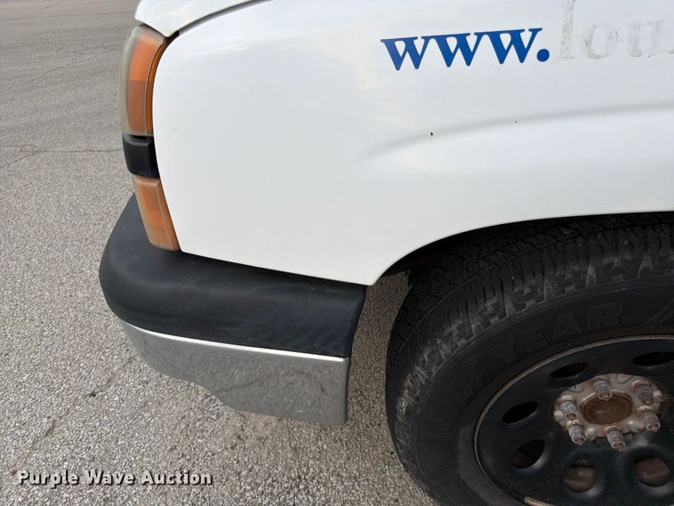 image for item FC3019 2006 Chevrolet Silverado 1500 Ext. Cab pickup truck