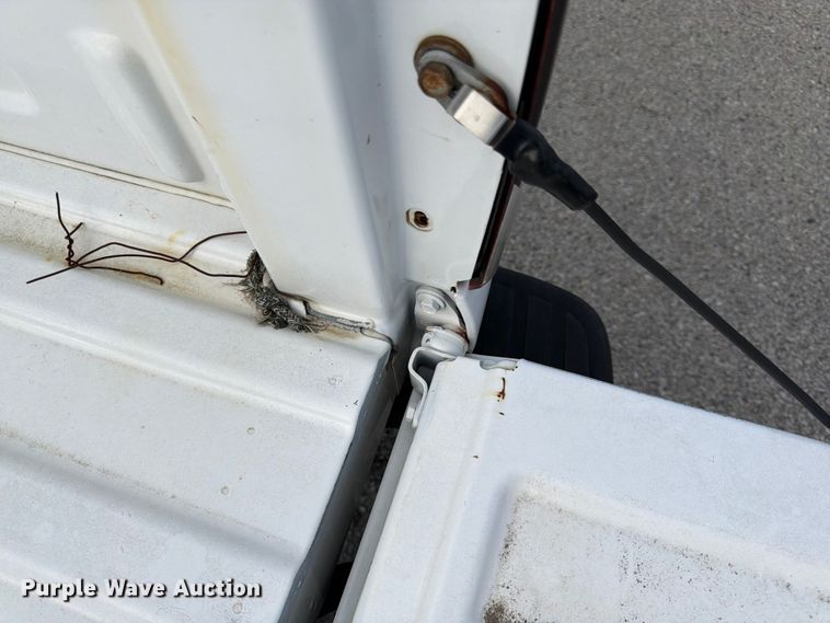 image for item FC3019 2006 Chevrolet Silverado 1500 Ext. Cab pickup truck