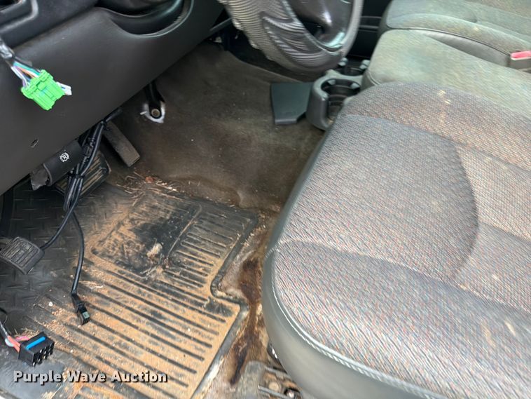 image for item FC3019 2006 Chevrolet Silverado 1500 Ext. Cab pickup truck