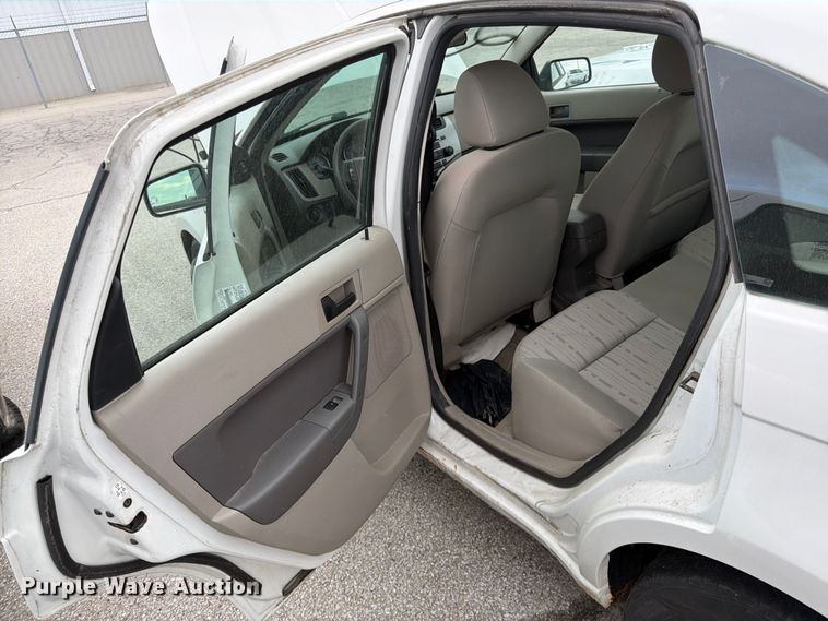 image for item FC3020 2009 Ford Focus 