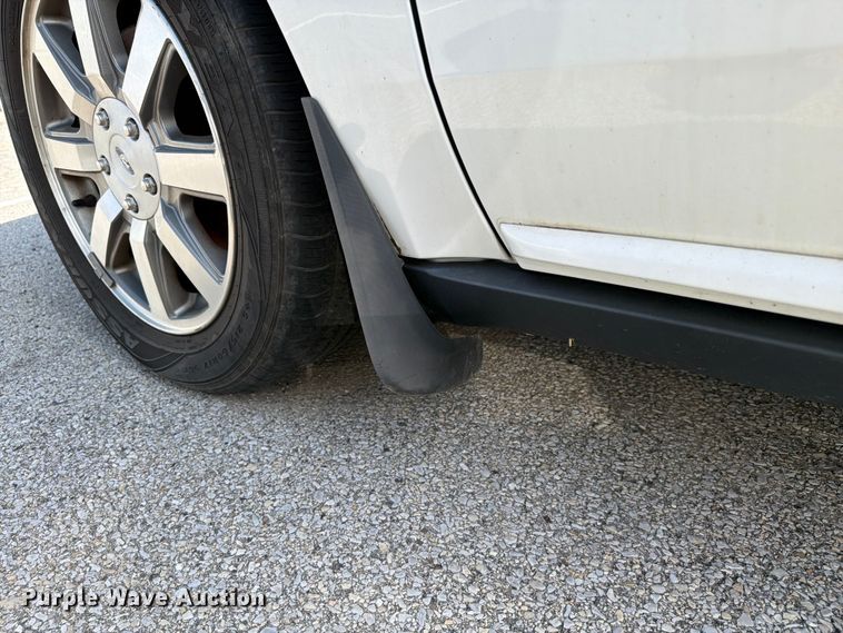 image for item FC3026 2008 Ford Taurus 