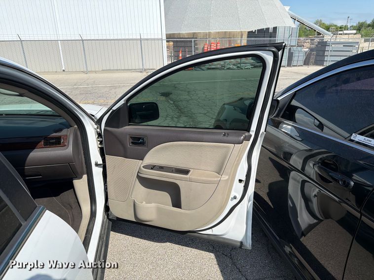 image for item FC3026 2008 Ford Taurus 