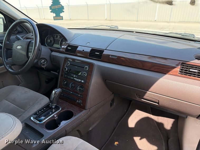 image for item FC3026 2008 Ford Taurus 