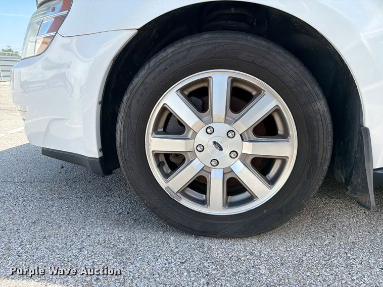 image for item FC3026 2008 Ford Taurus 