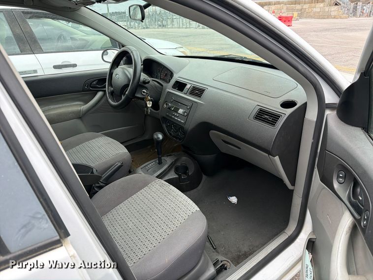 image for item FC3028 2007 Ford Focus 