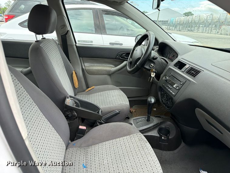 image for item FC3028 2007 Ford Focus 