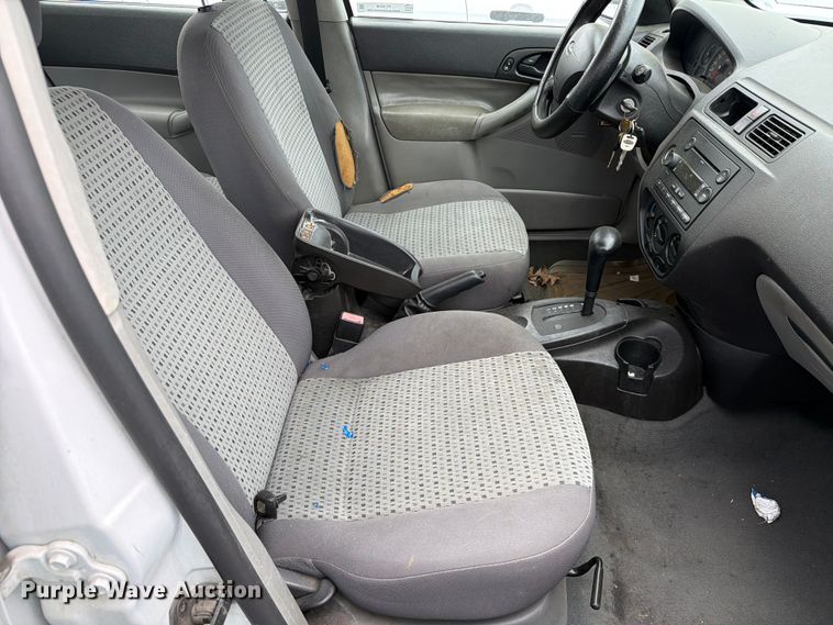 image for item FC3028 2007 Ford Focus 