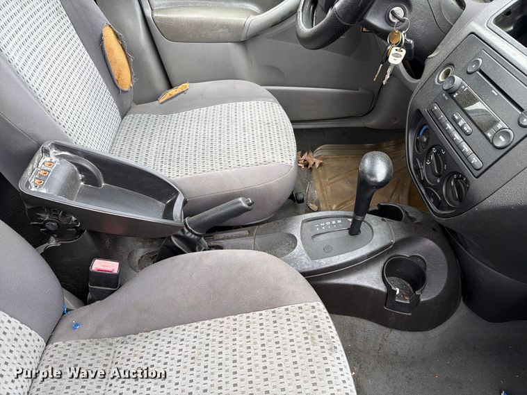 image for item FC3028 2007 Ford Focus 