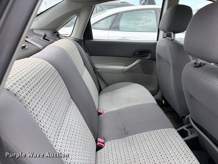 image for item FC3028 2007 Ford Focus 