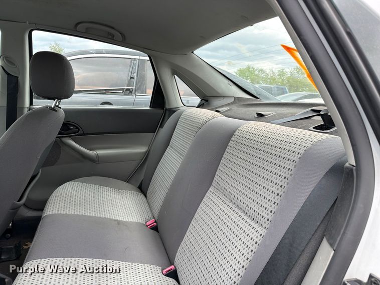 image for item FC3028 2007 Ford Focus 