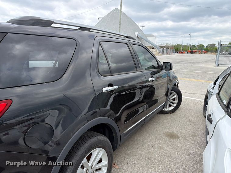 image for item FC3030 2012 Ford Explorer SUV