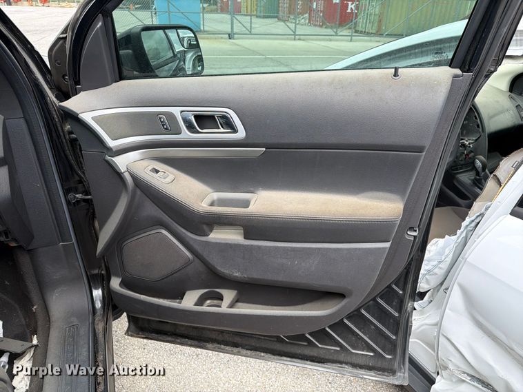 image for item FC3030 2012 Ford Explorer SUV