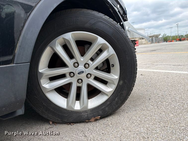 image for item FC3030 2012 Ford Explorer SUV