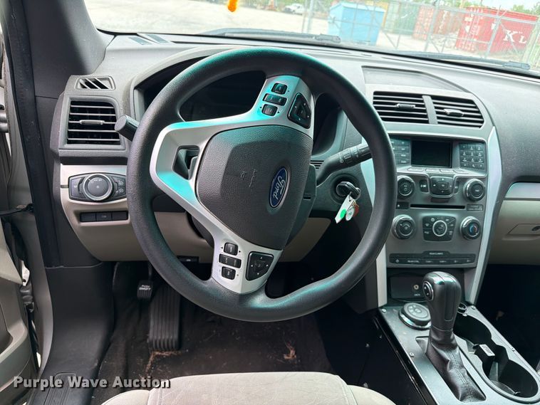 image for item FC3031 2013 Ford Explorer SUV