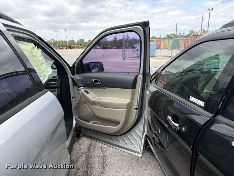 image for item FC3031 2013 Ford Explorer SUV