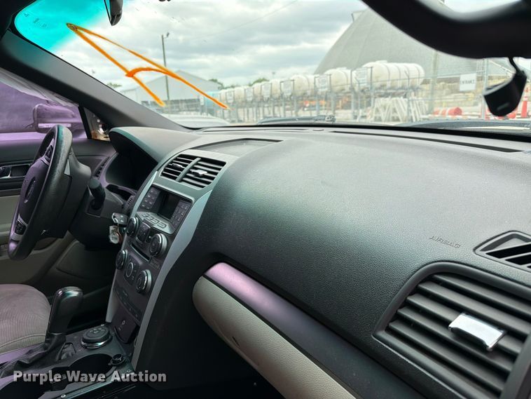 image for item FC3031 2013 Ford Explorer SUV