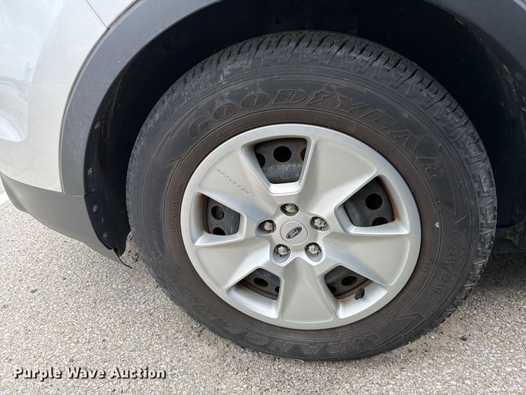 image for item FC3031 2013 Ford Explorer SUV