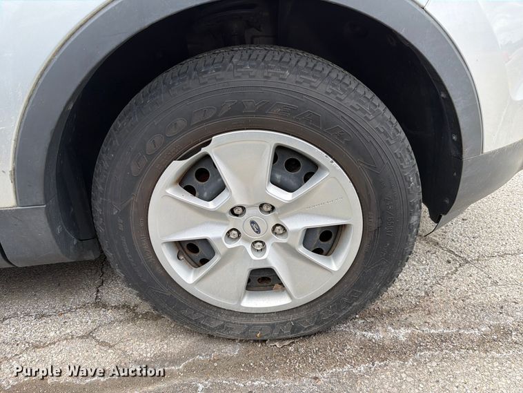 image for item FC3031 2013 Ford Explorer SUV