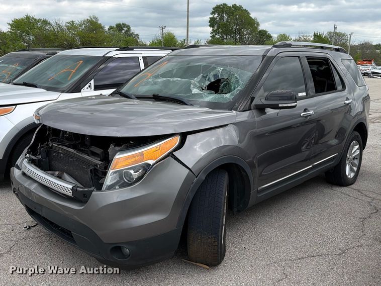 image for item FC3032 2013 Ford Explorer SUV