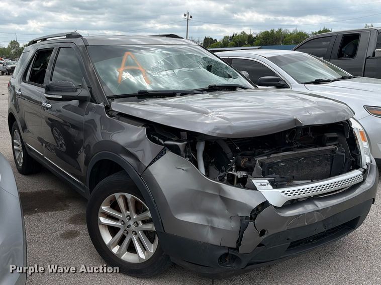 image for item FC3032 2013 Ford Explorer SUV