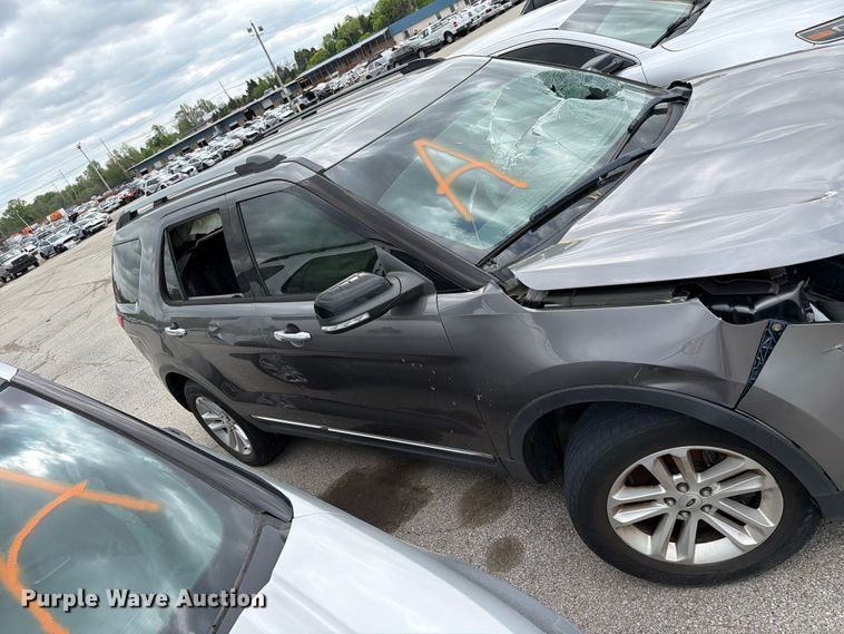 image for item FC3032 2013 Ford Explorer SUV