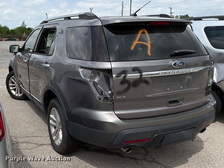 image for item FC3032 2013 Ford Explorer SUV